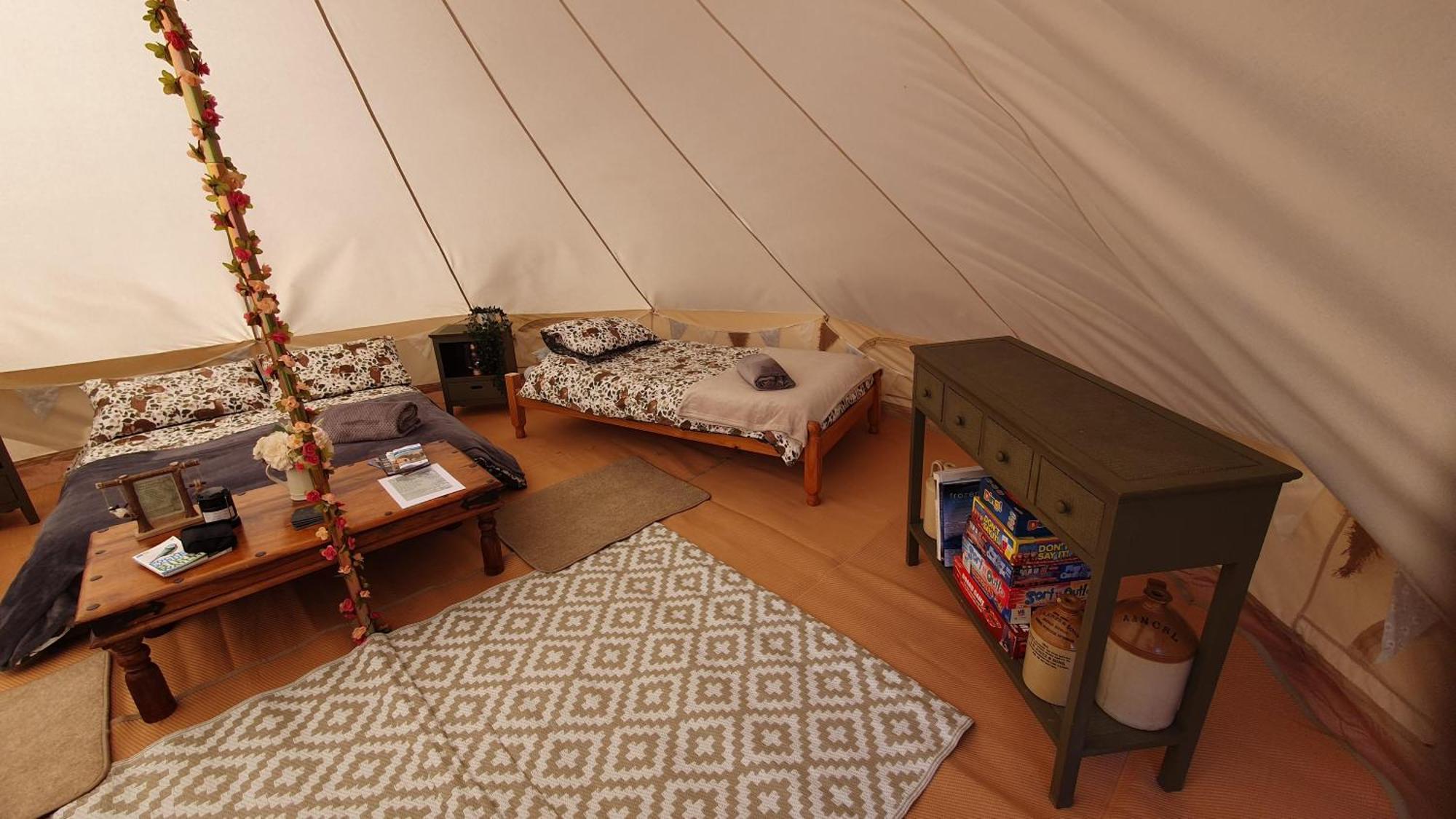 Hotel Calon Y Goedwig Glamping Llandovery Exterior foto