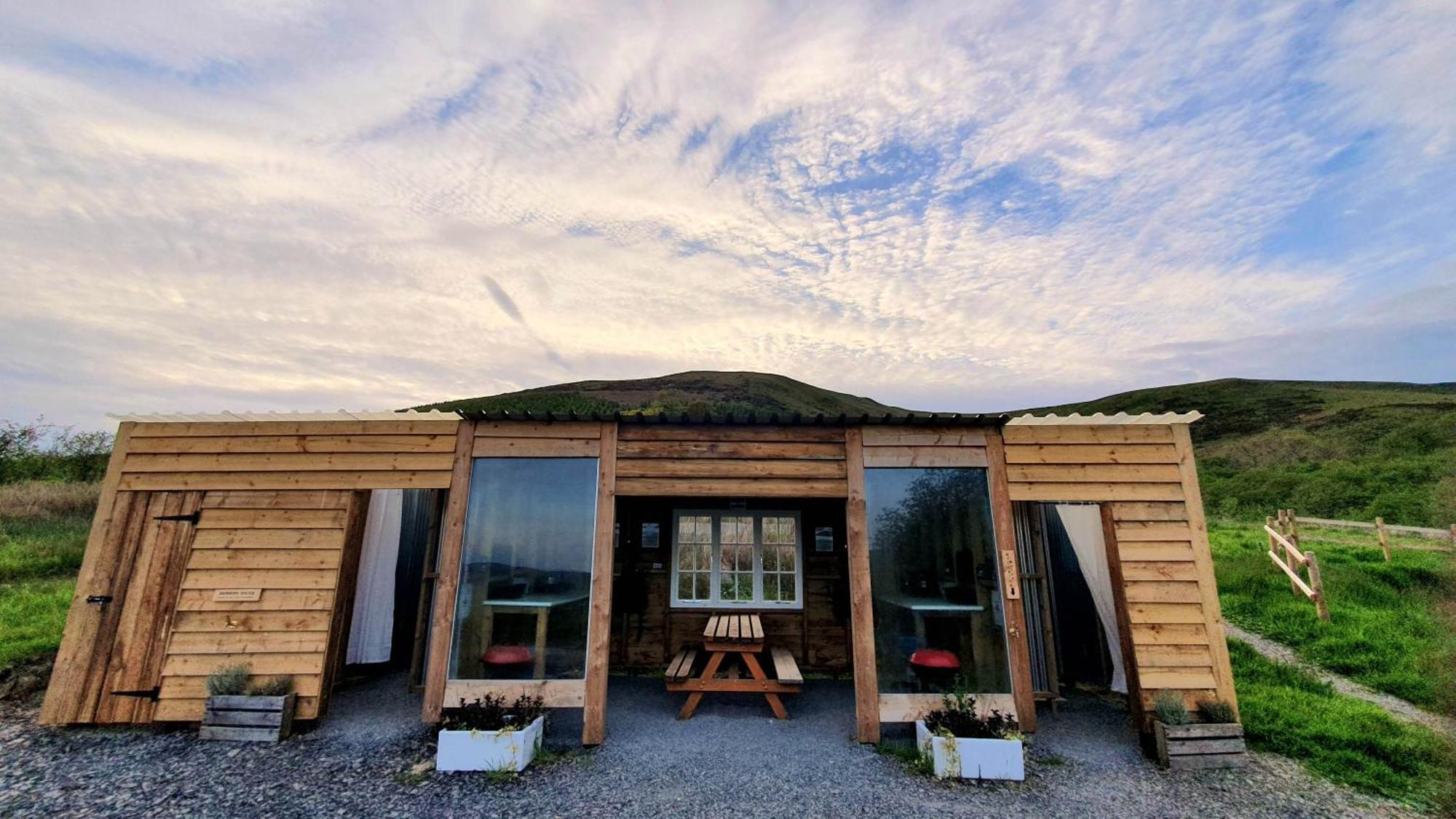 Hotel Calon Y Goedwig Glamping Llandovery Exterior foto
